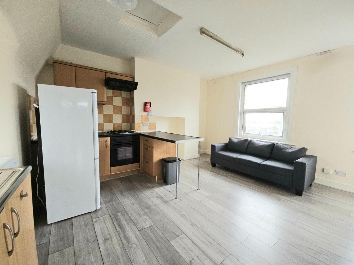 Flat Seven Sisters Road in Greater London