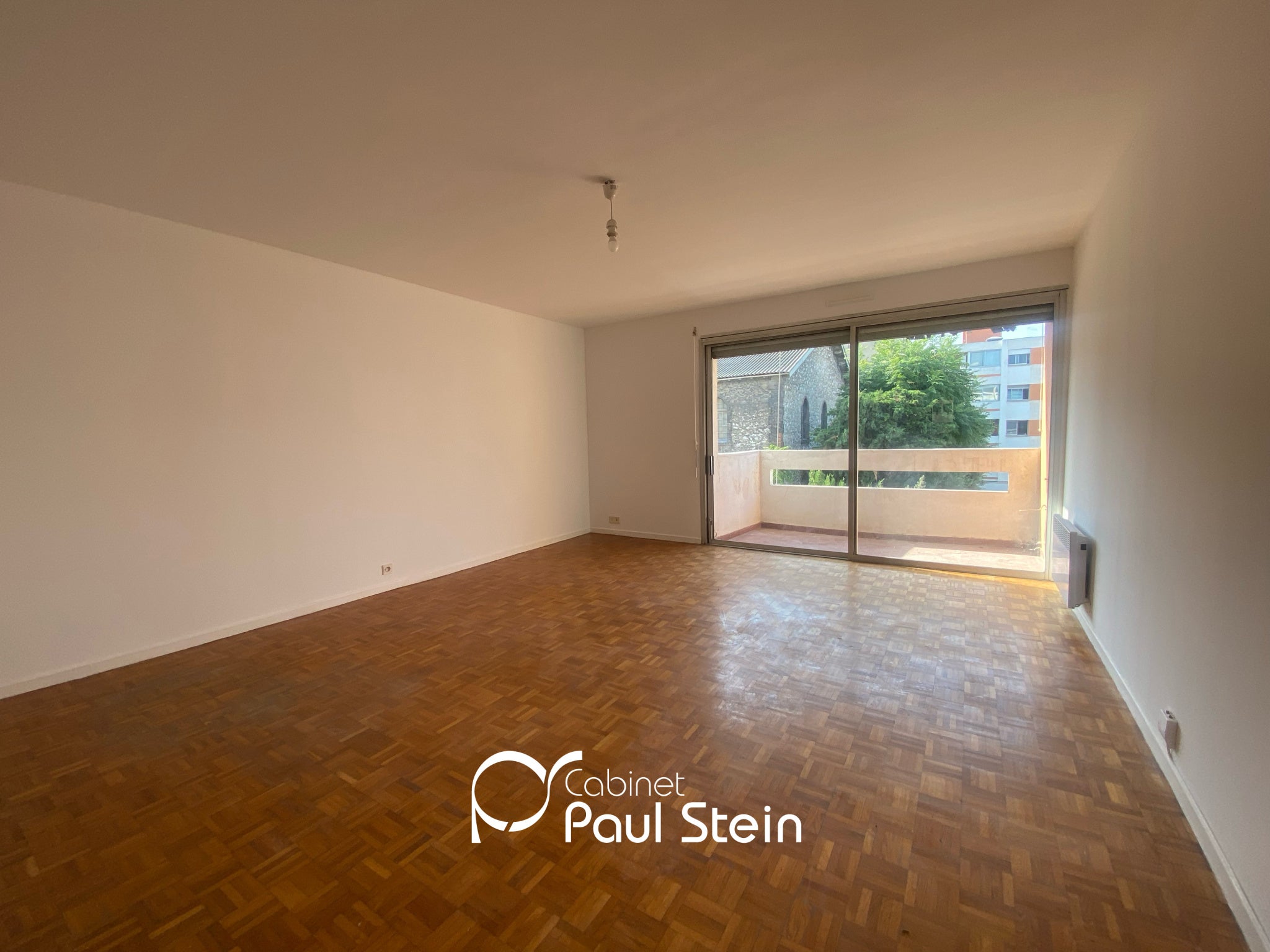 Flat Boulevard Onfroy in Marseille