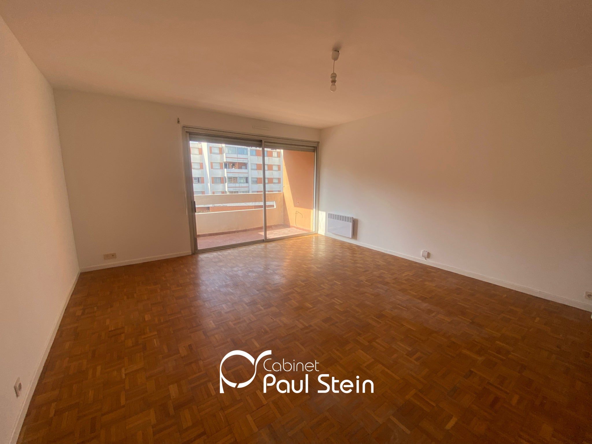 Flat Boulevard Onfroy in Marseille