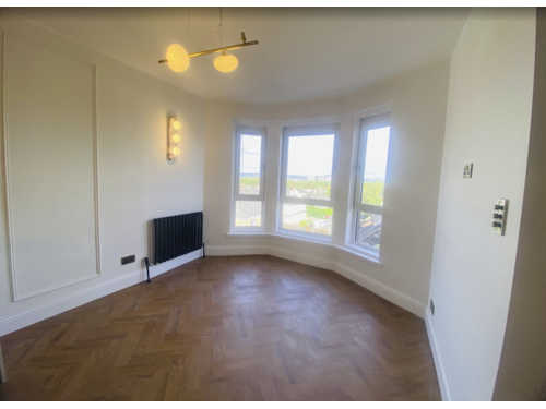 Flat Barlogan Avenue in Glasgow