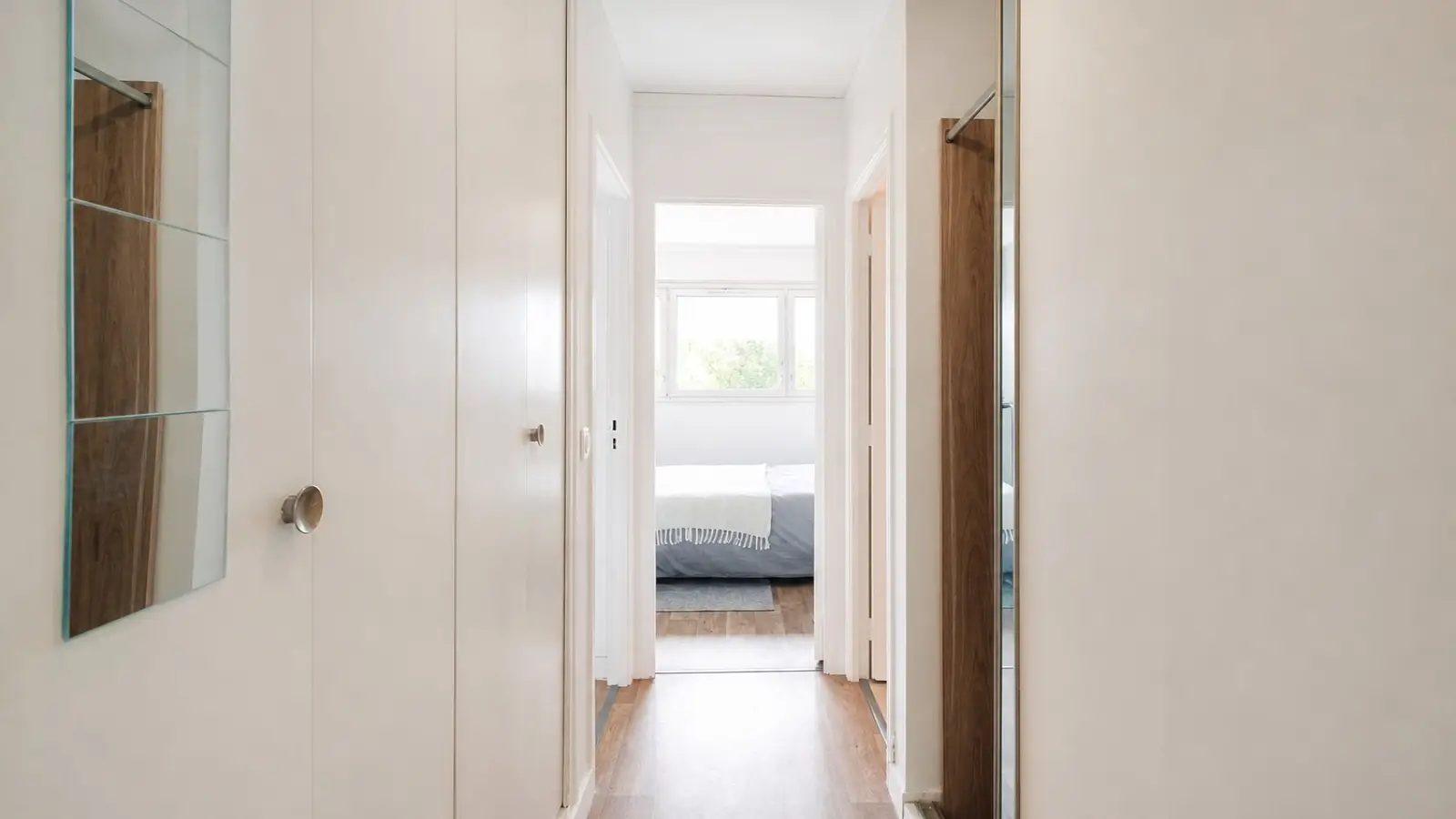 Chambre Rue d'Alsace à Levallois-Perret