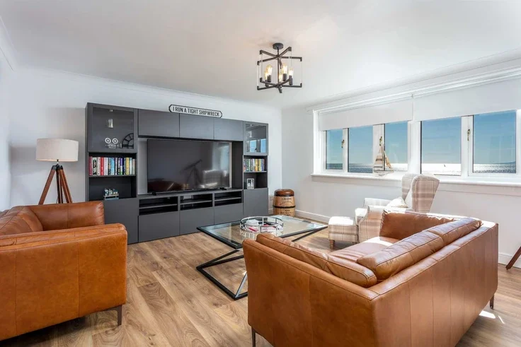 Flat Ardayre Road in Prestwick