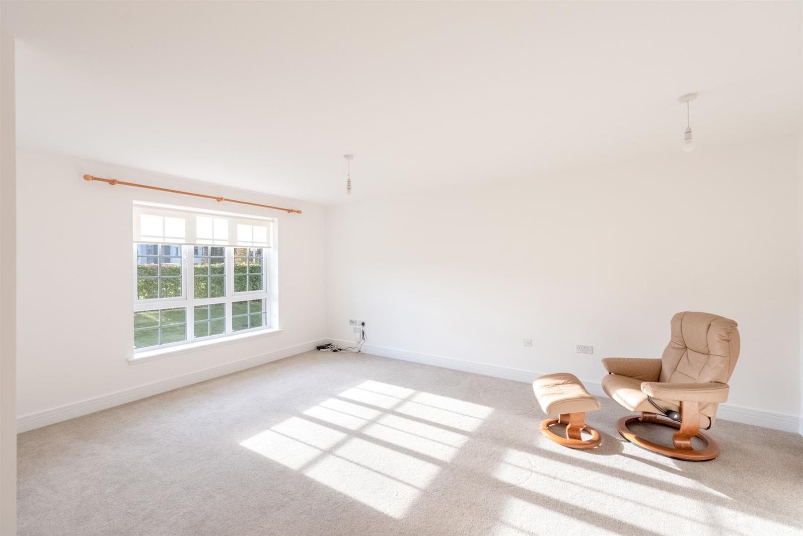 Flat Crown Crescent in Larbert