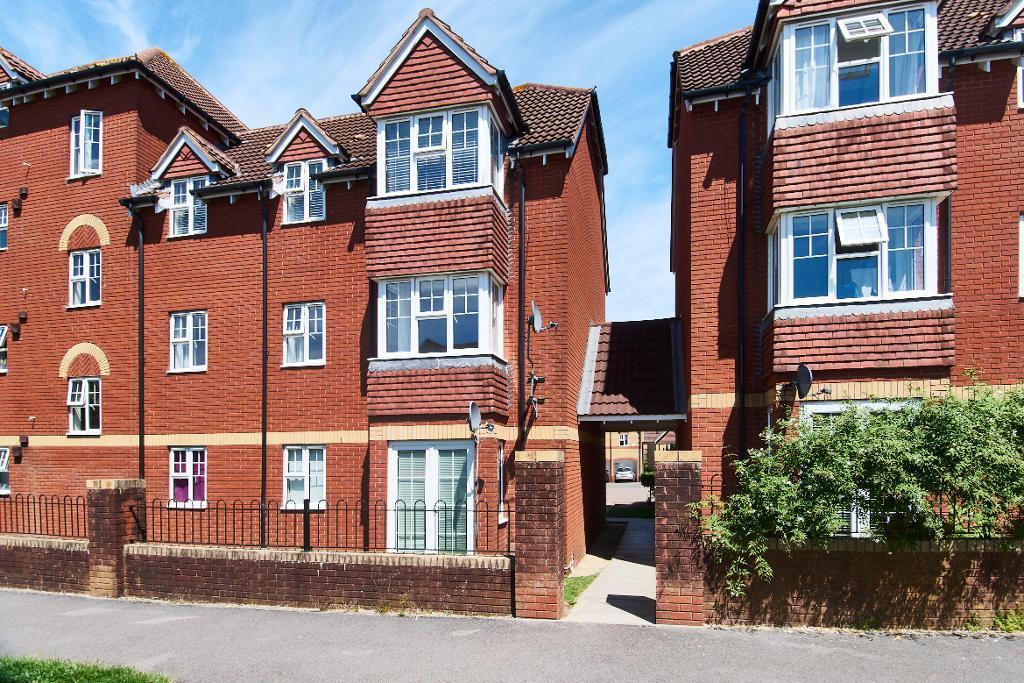 House Arthurs Close in Bristol