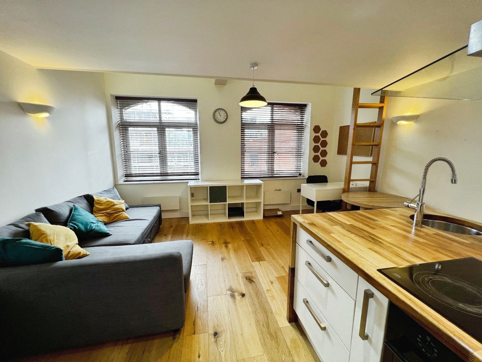 Flat Park Place in Leeds
