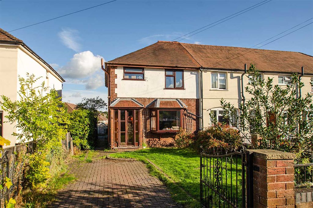 House Leyfields in Lichfield