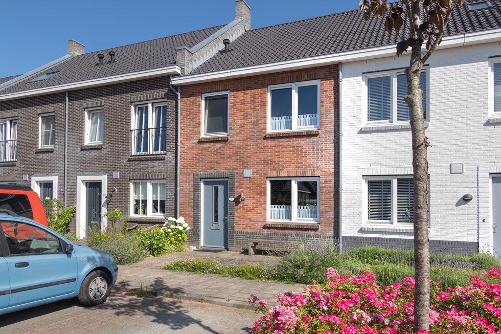 Huis De Meutelaer 21 in Stellendam