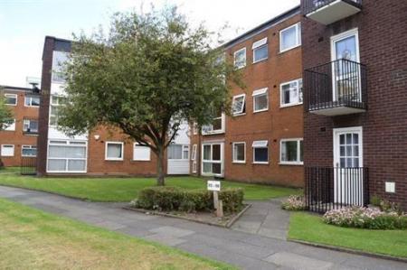 Flat Meadow Court in Manchester
