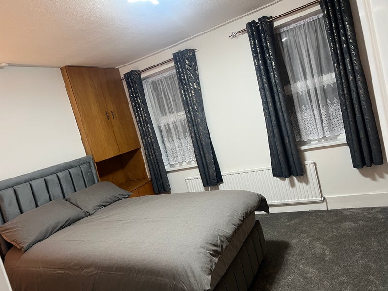 Room Springfield Road in Greater London