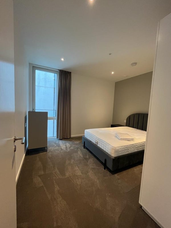 Room Victory Parade in Greater London