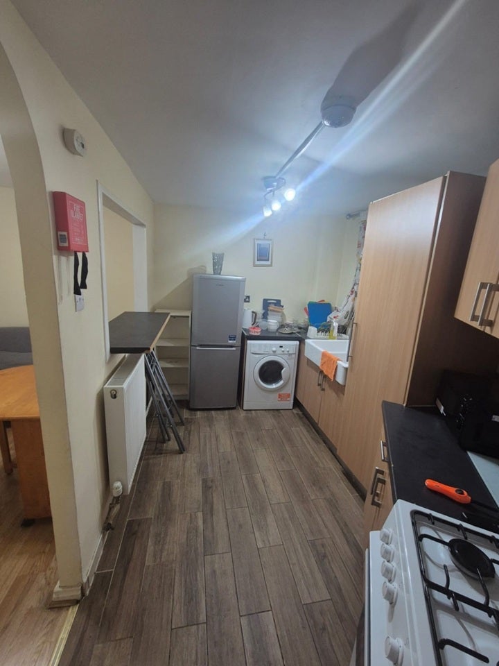 Room George Mews in Greater London
