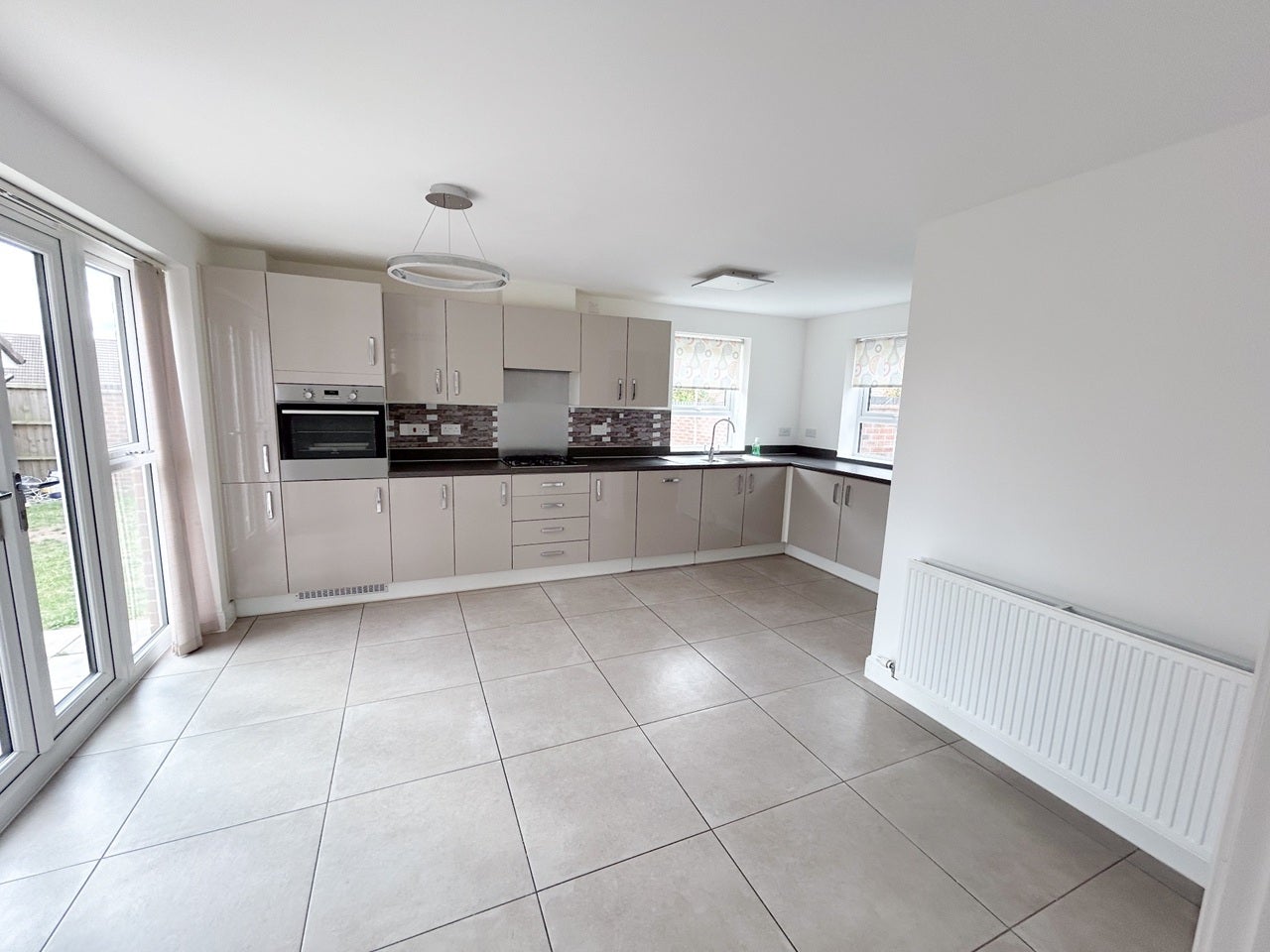 House Acacia Way in Rushcliffe