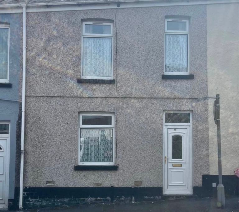 House Bedford Street in Swansea