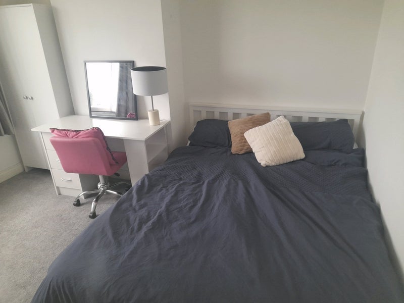 Room Liverpool Road in Widnes