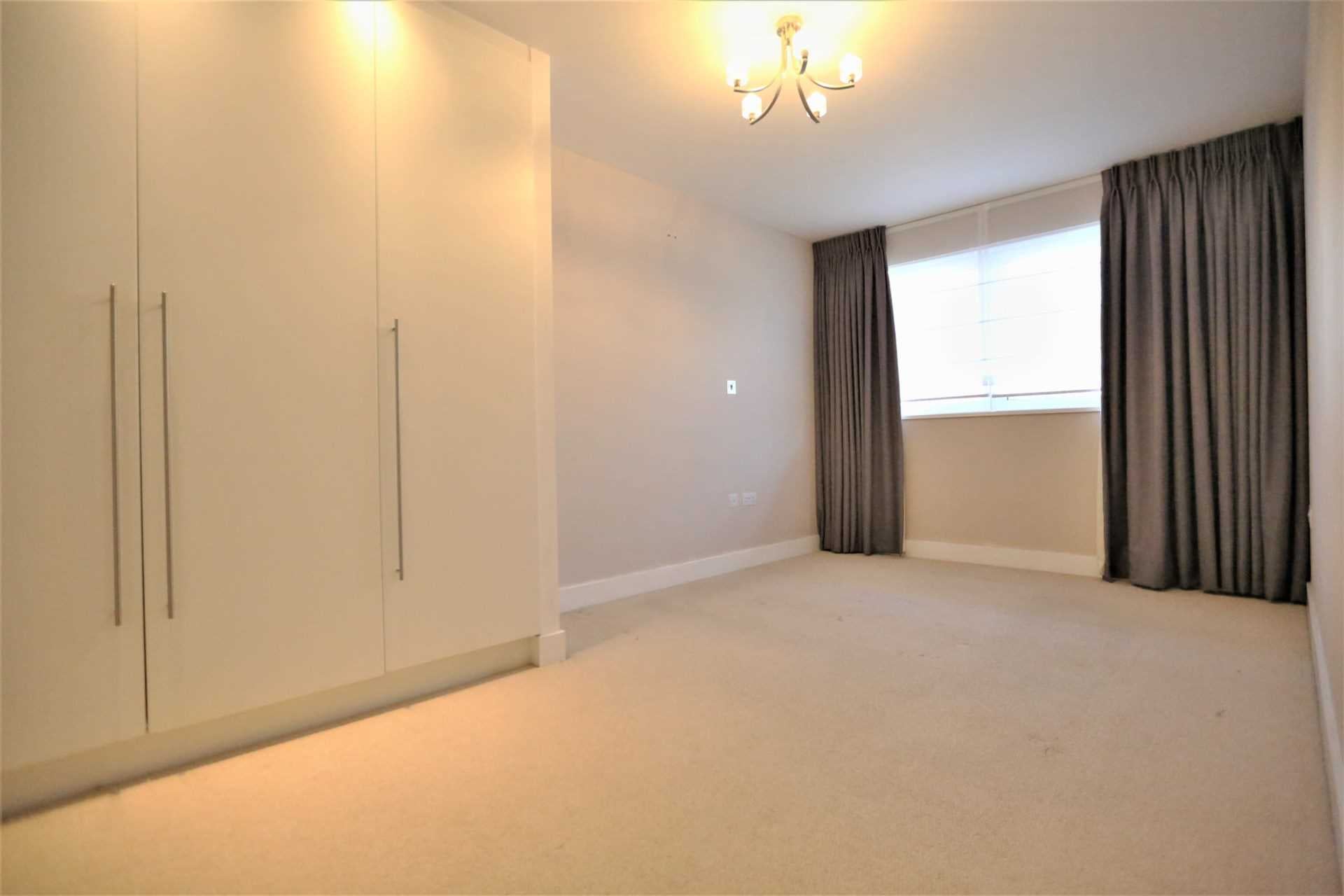 Flat Albert Basin Way in Greater London