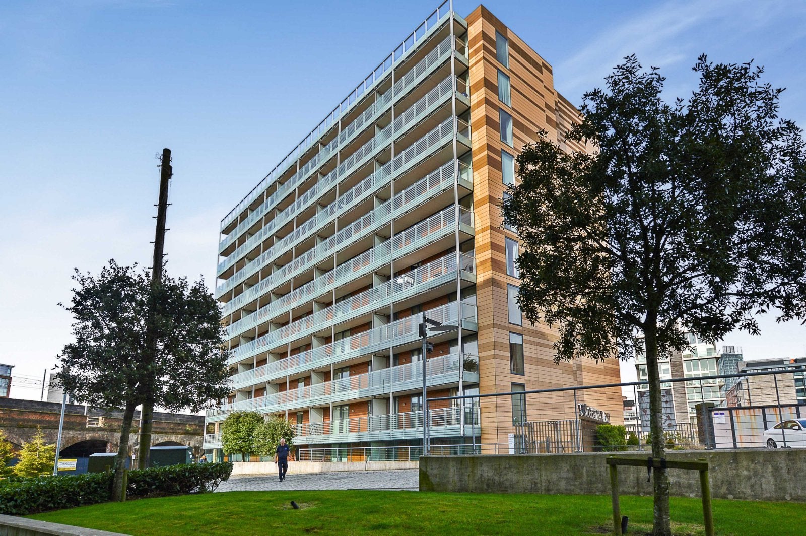 Flat Kelso Place in Manchester