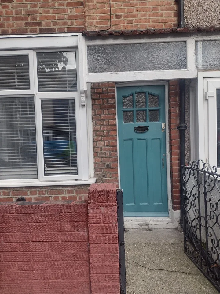 House Oakwood Avenue in Greater London
