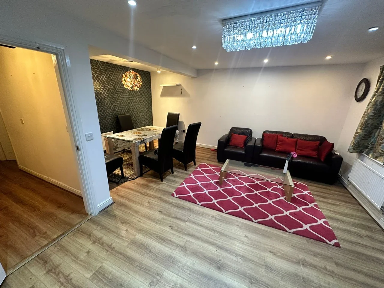 Room Churchill Road in Greater London