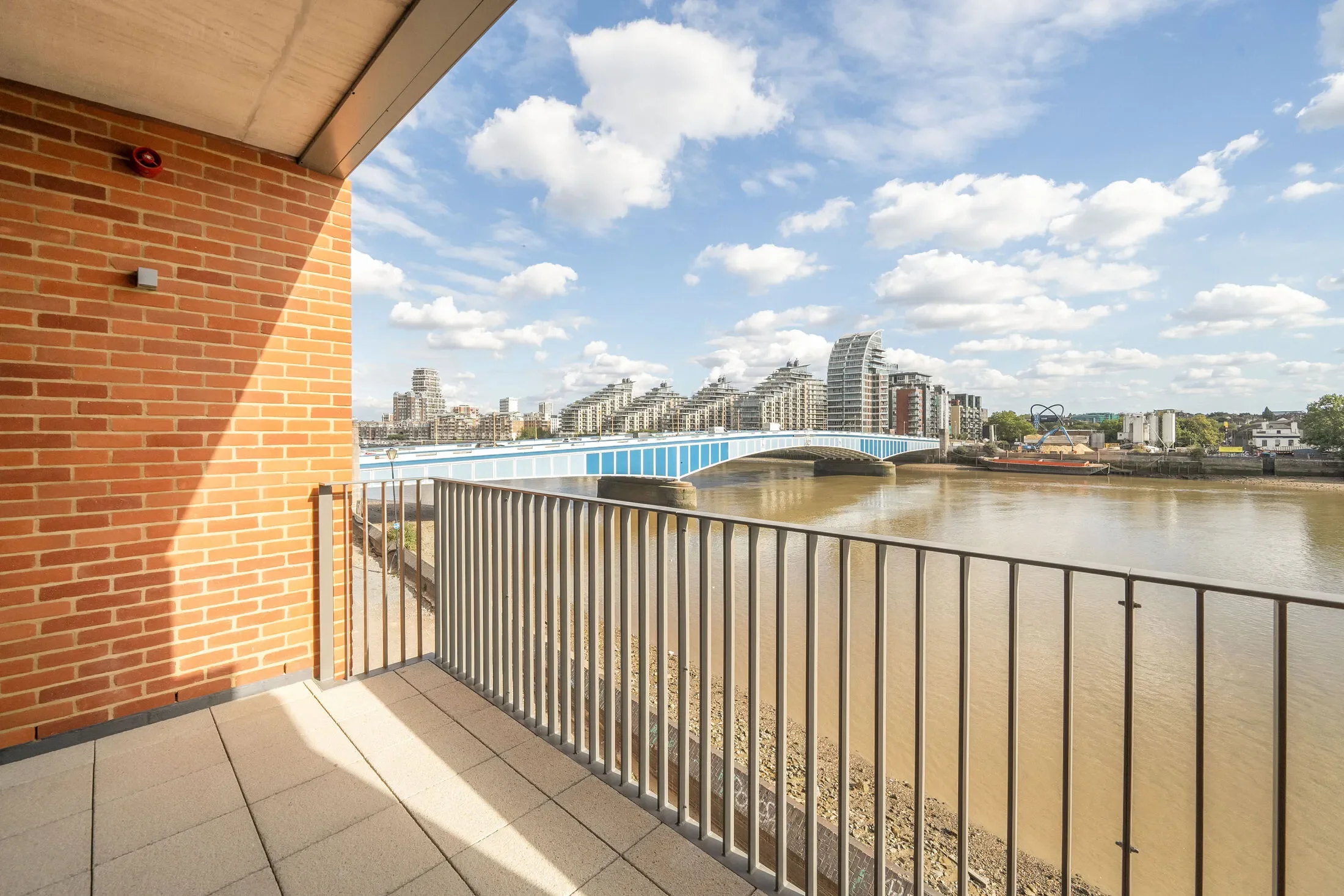 Flat Breer Street in Greater London