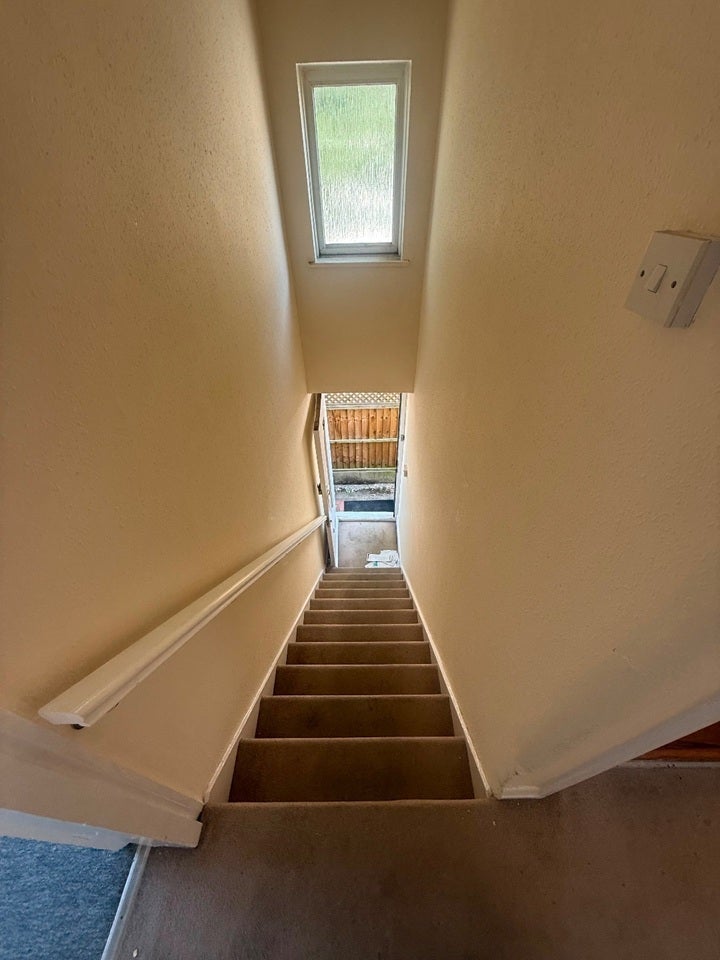 Flat Grosvenor Road in Greater London
