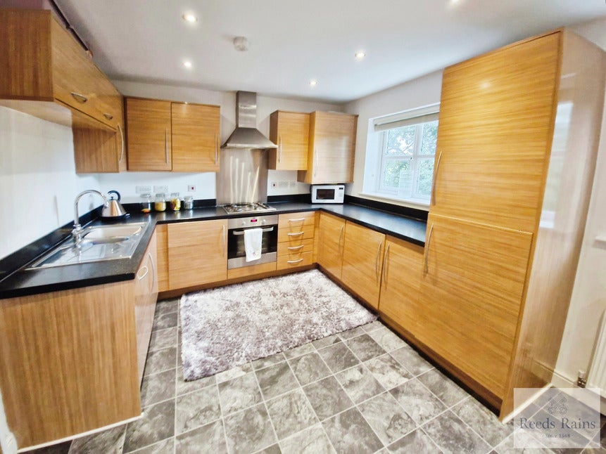 Flat Stockley Mews in Wigan