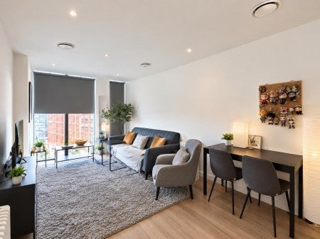 Flat Rutherford Street in Newcastle upon Tyne