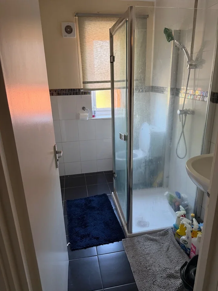 Room Queen Elizabeth Road in Greater London