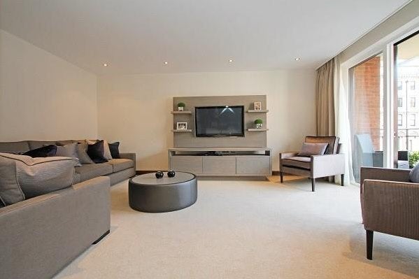 Flat Ennismore Gardens in City of Westminster