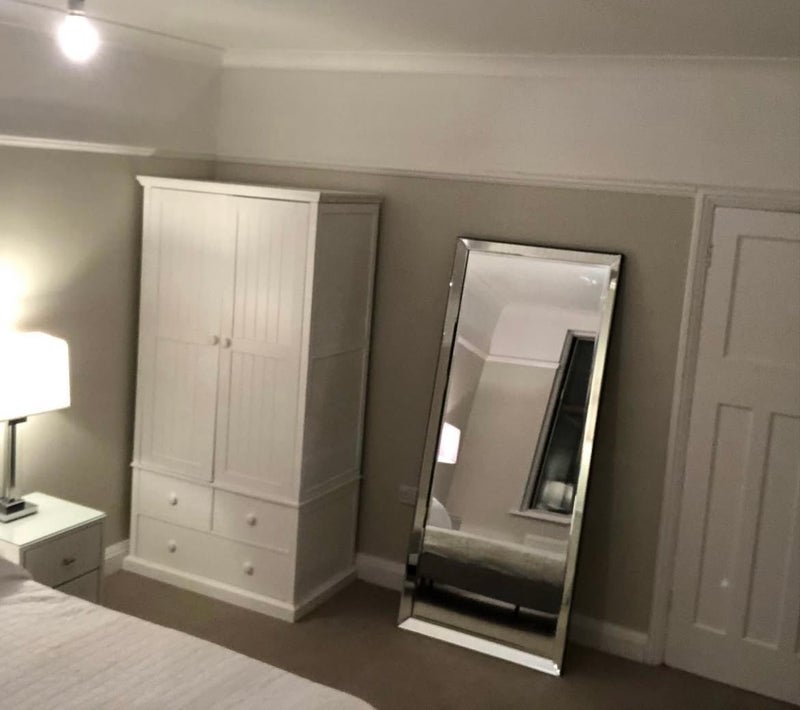 Room High Street in Greater London