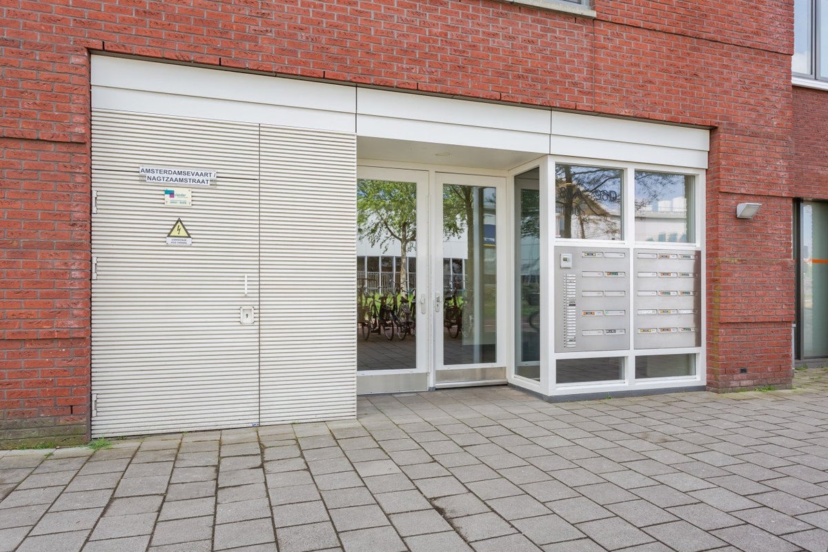 Appartement aan de Amsterdamsevaart in Haarlem (593173)
