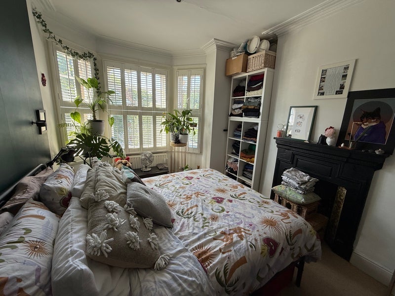 Room Valetta Road in Greater London