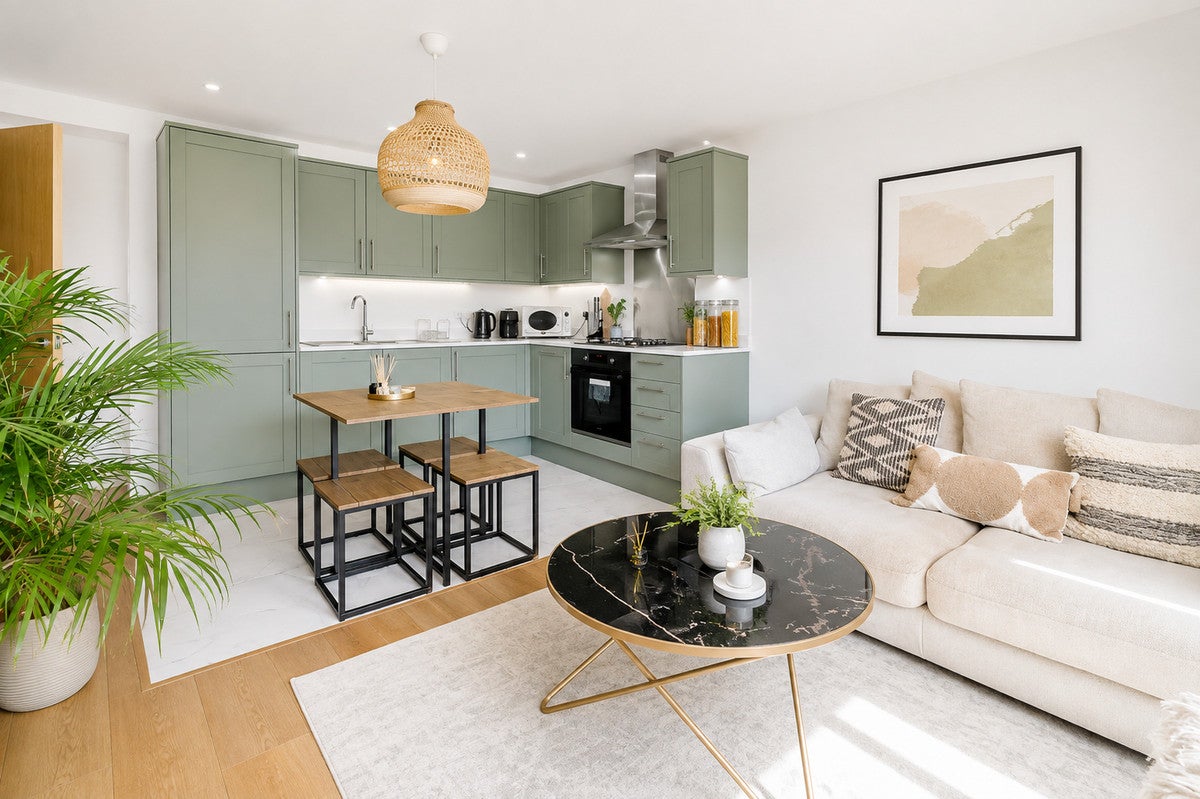 Flat Mildmay Avenue in Greater London