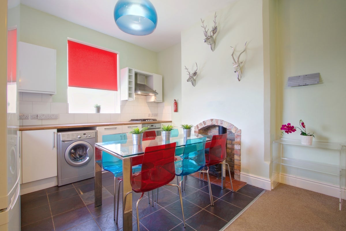 Room Forest Grove in Nottingham