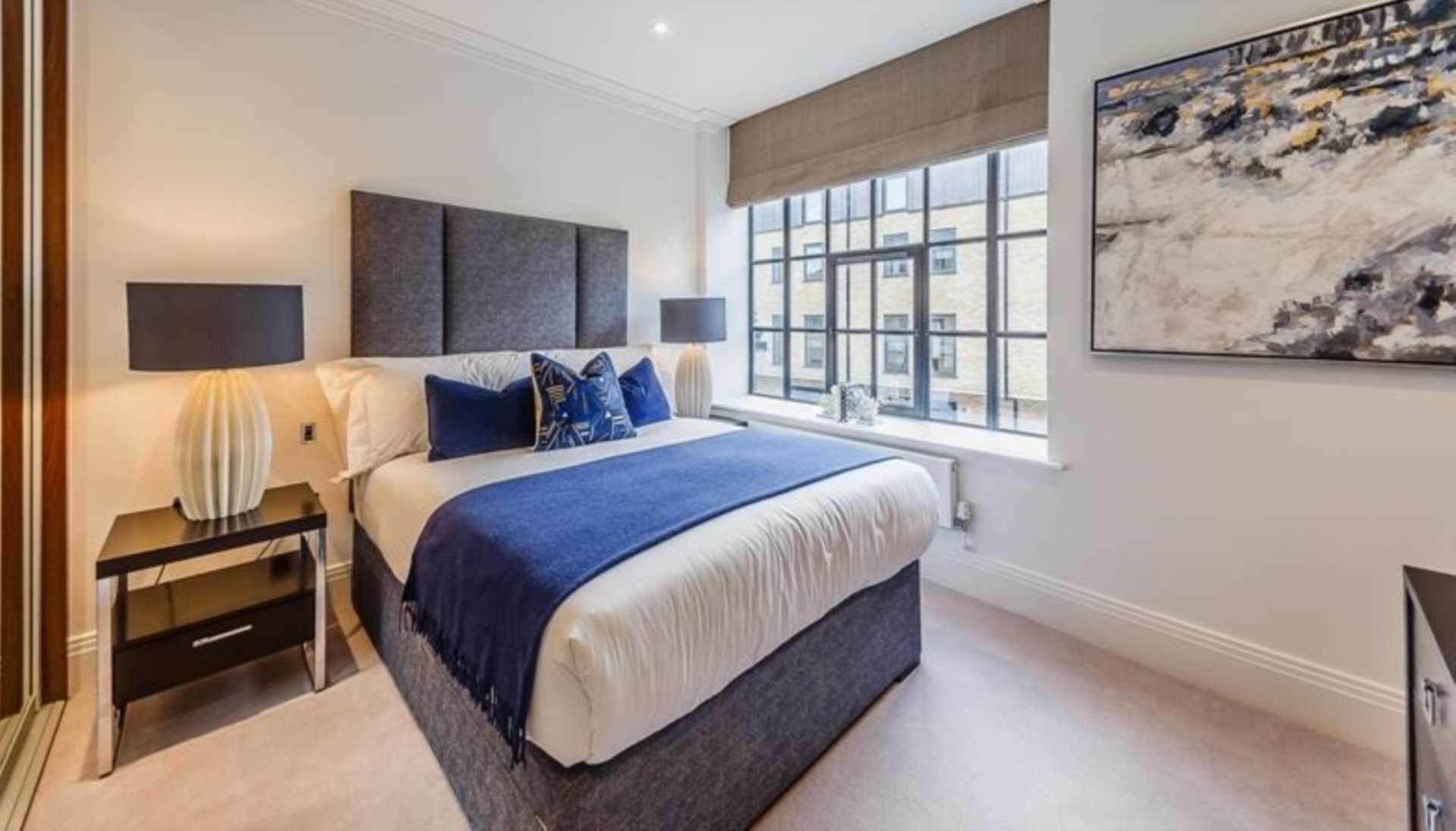 Flat Palace Mews in London