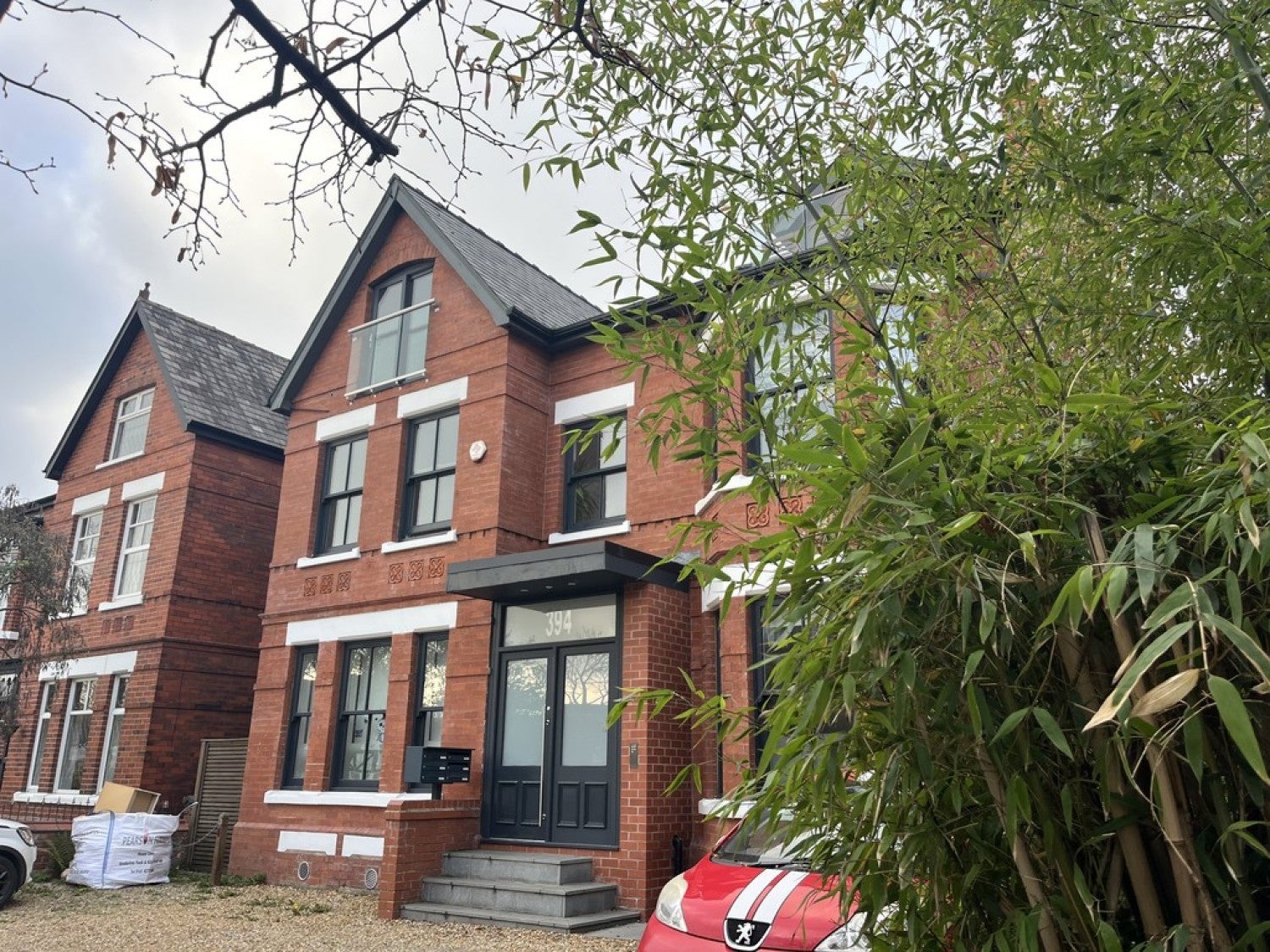 Flat Wilbraham Road in Manchester