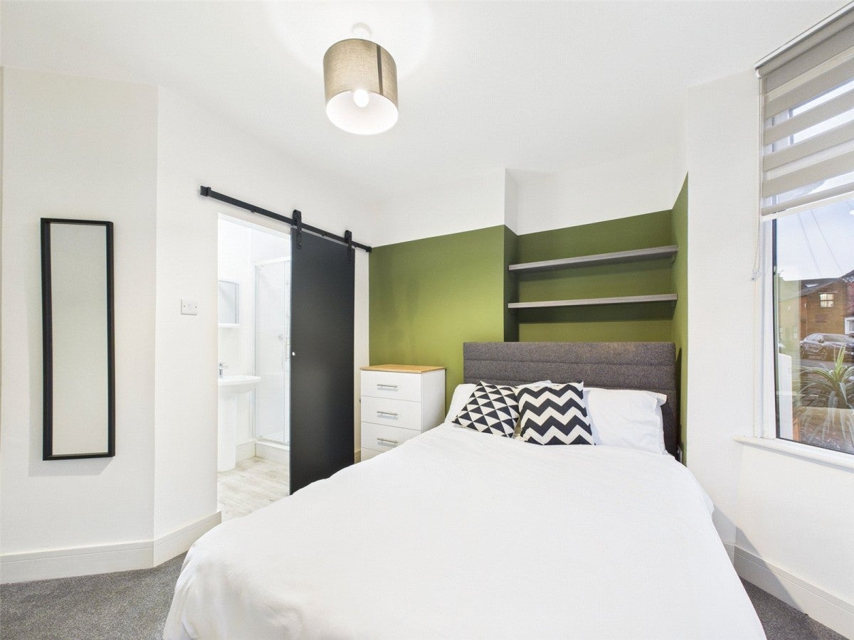 Flat Lower Regent Street in Nottingham