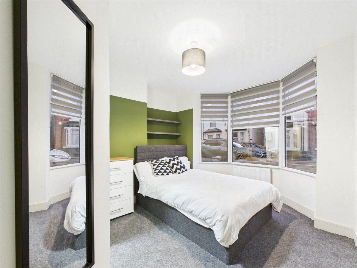 Flat Lower Regent Street in Nottingham