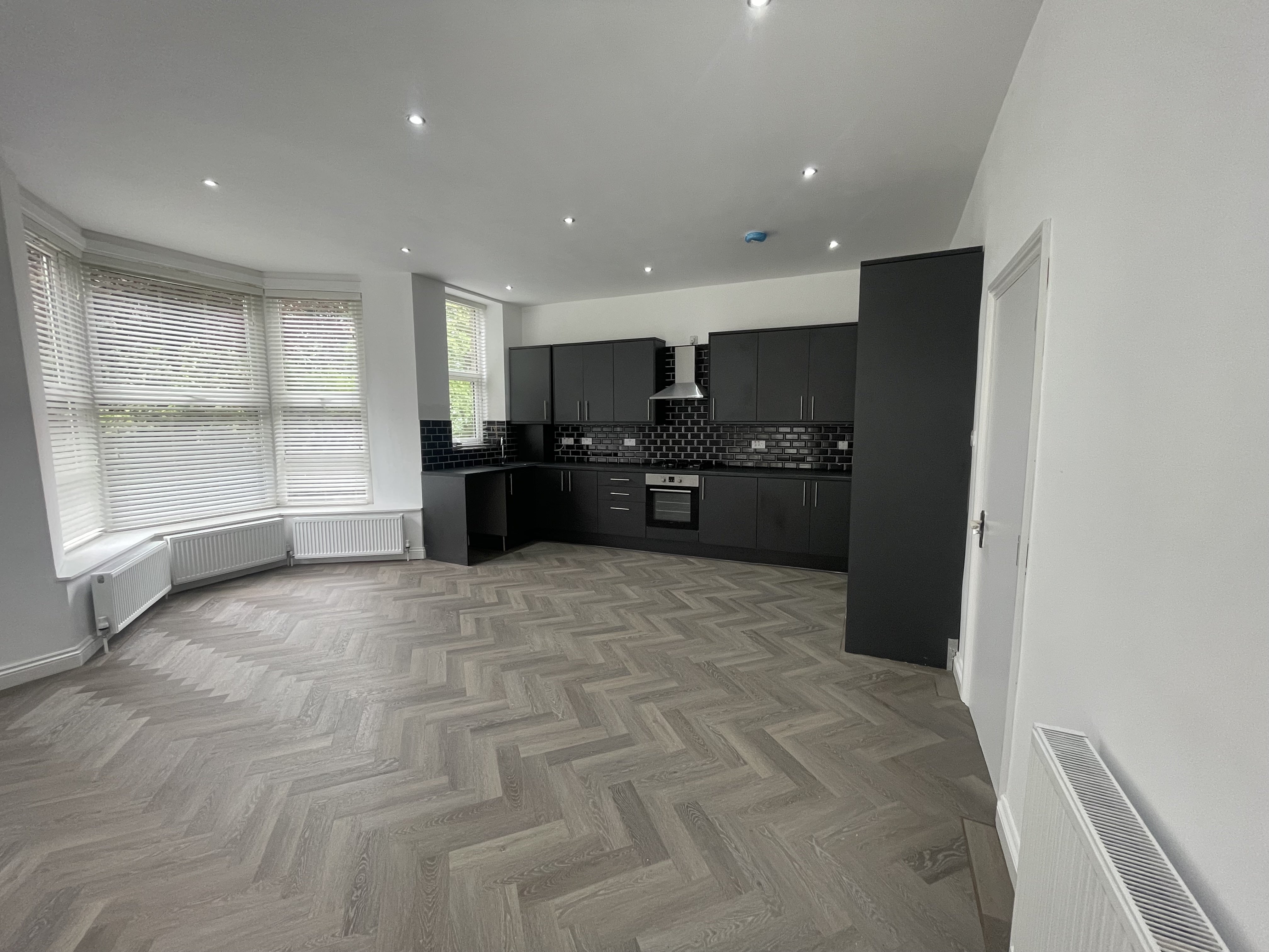 Flat Clarkegrove Road in Sheffield