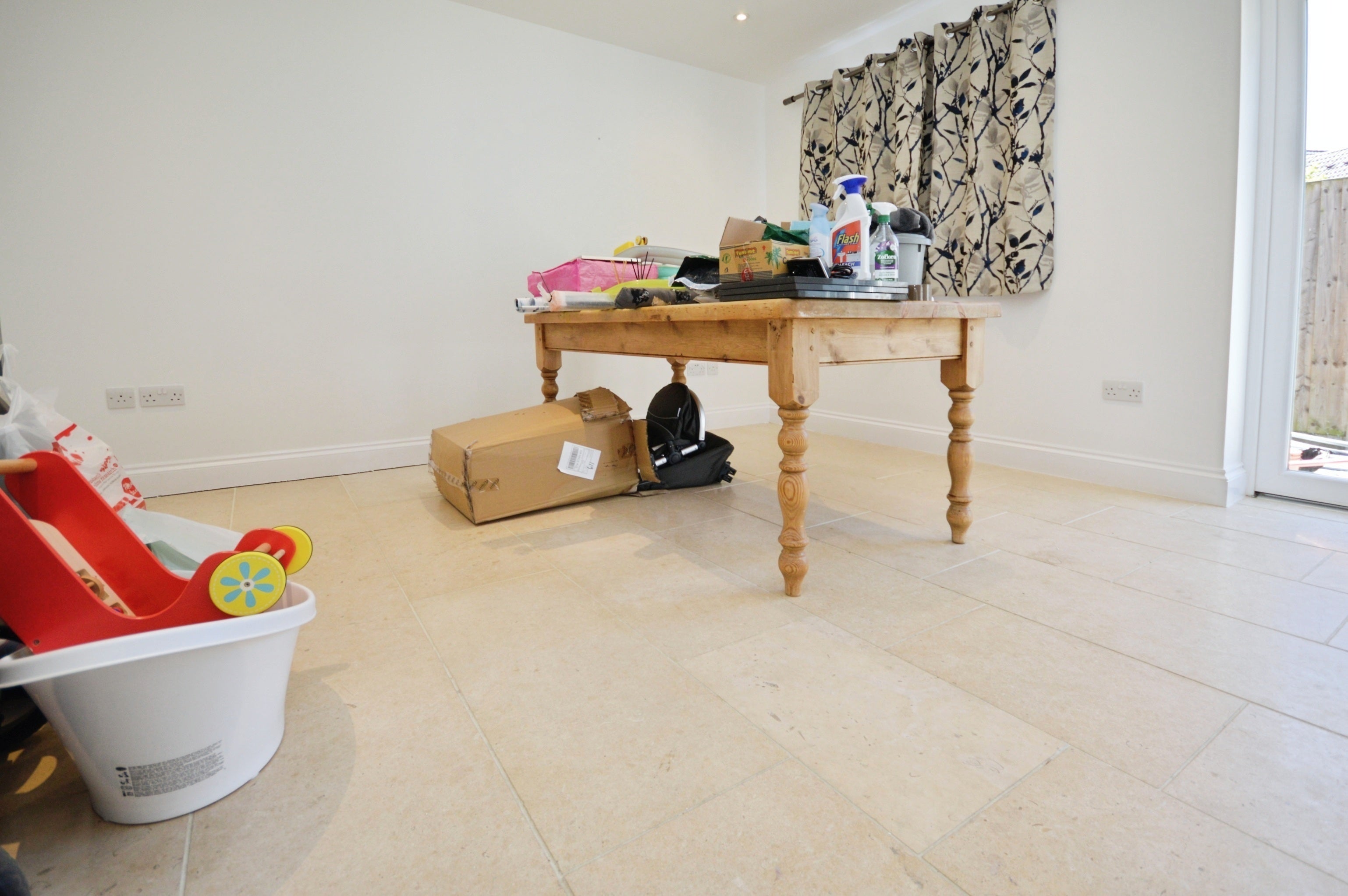 House Lindisfarne Way in Thrapston