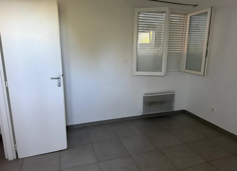 Flat Rue Voltaire in Villenave-d'Ornon