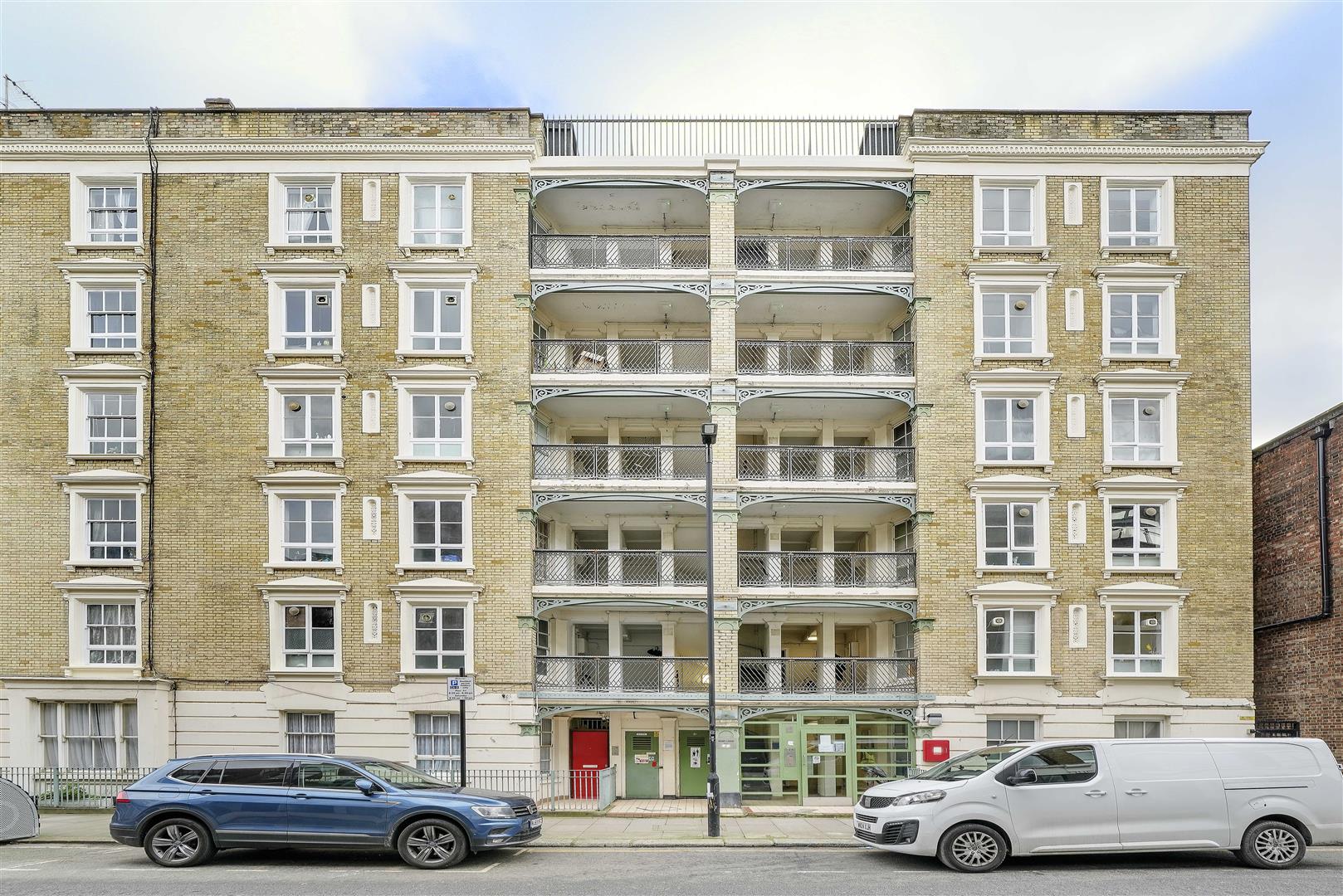 Flat Britannia Street in Greater London
