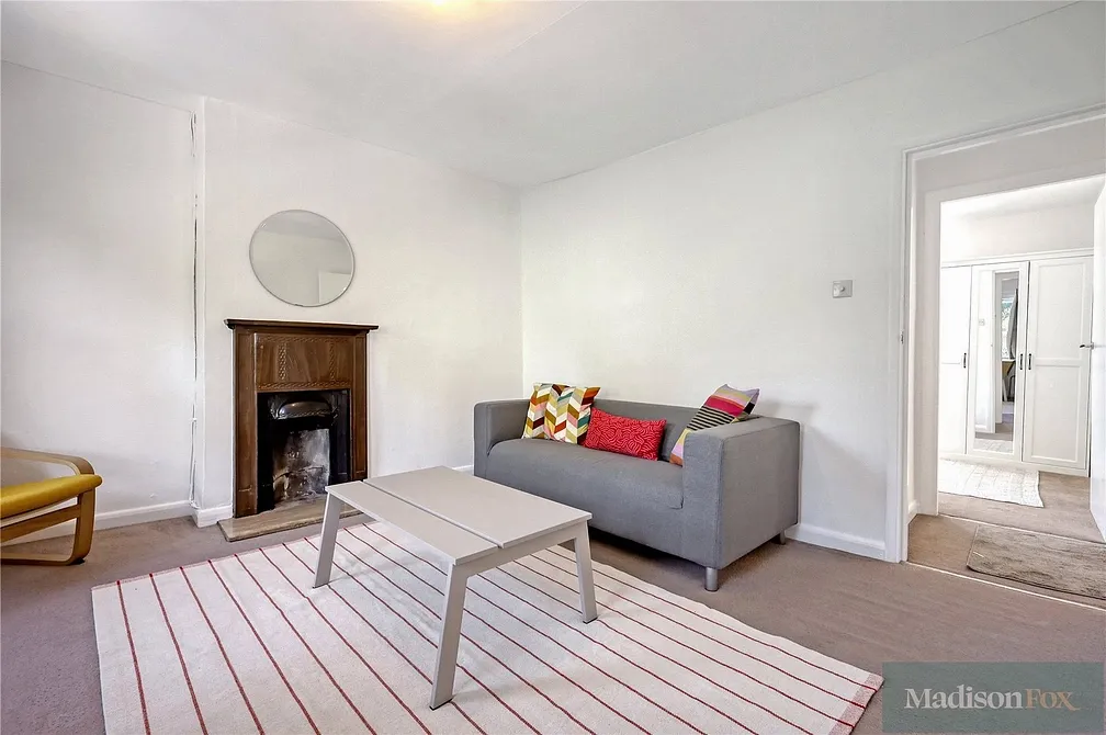 Flat Portway in Greater London