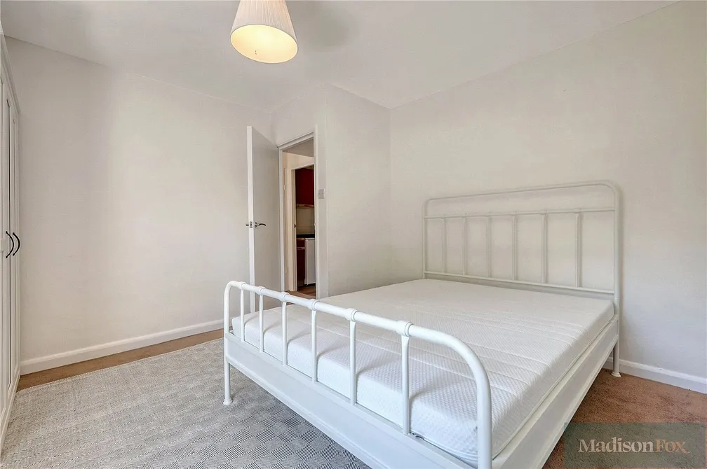 Flat Portway in Greater London