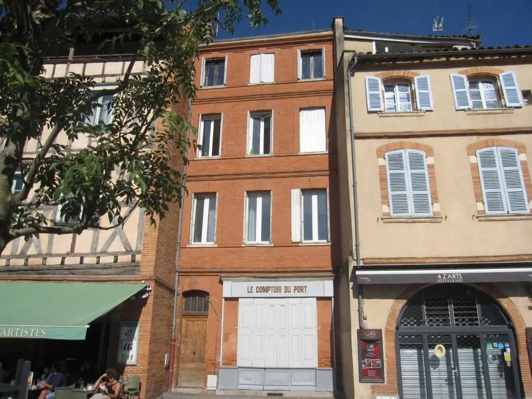 Appartement Place de la Daurade à Toulouse