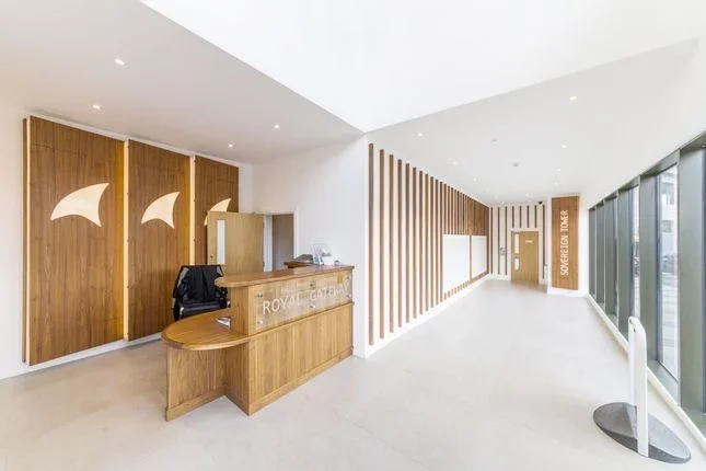 Flat Jude Street in Greater London