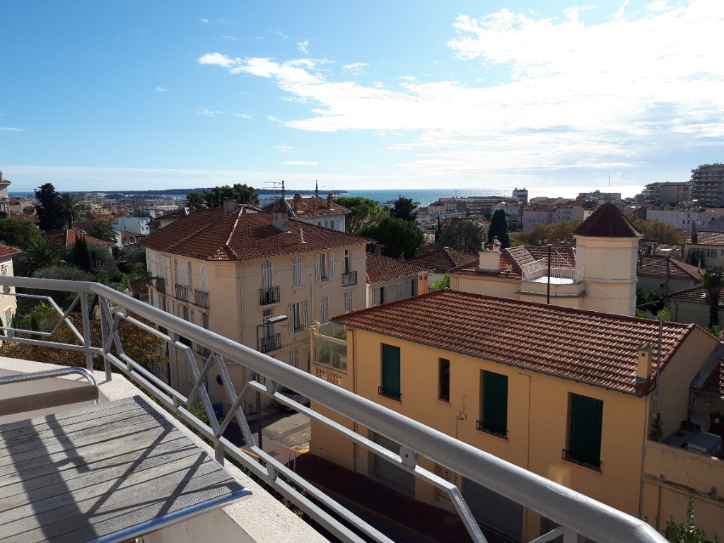 Appartement Avenue Saint-Jean à Cannes