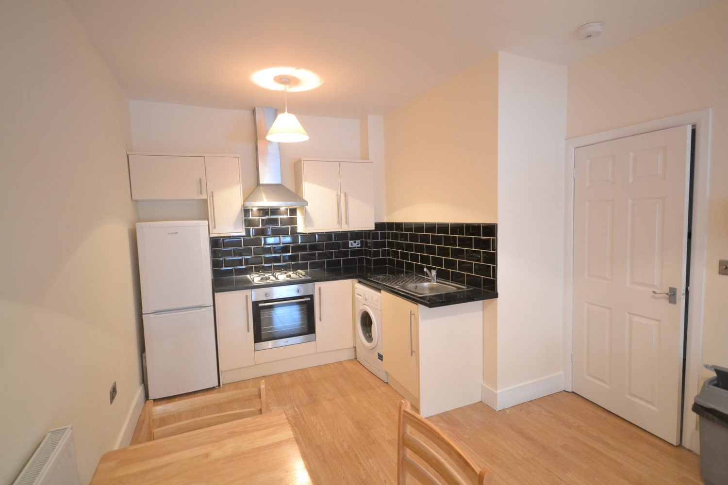 Flat Queens Crescent in Greater London