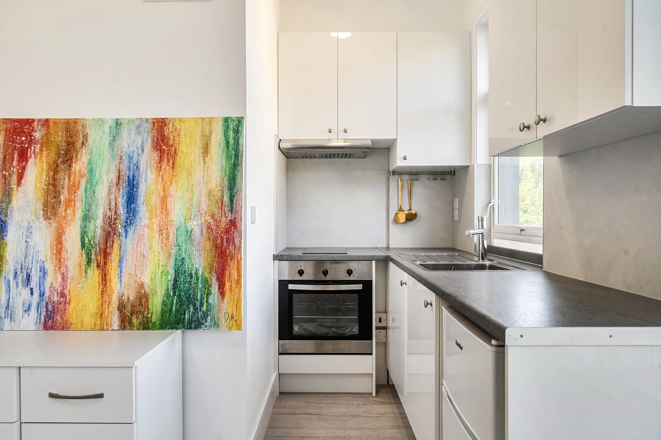Flat Kramer Mews in Greater London