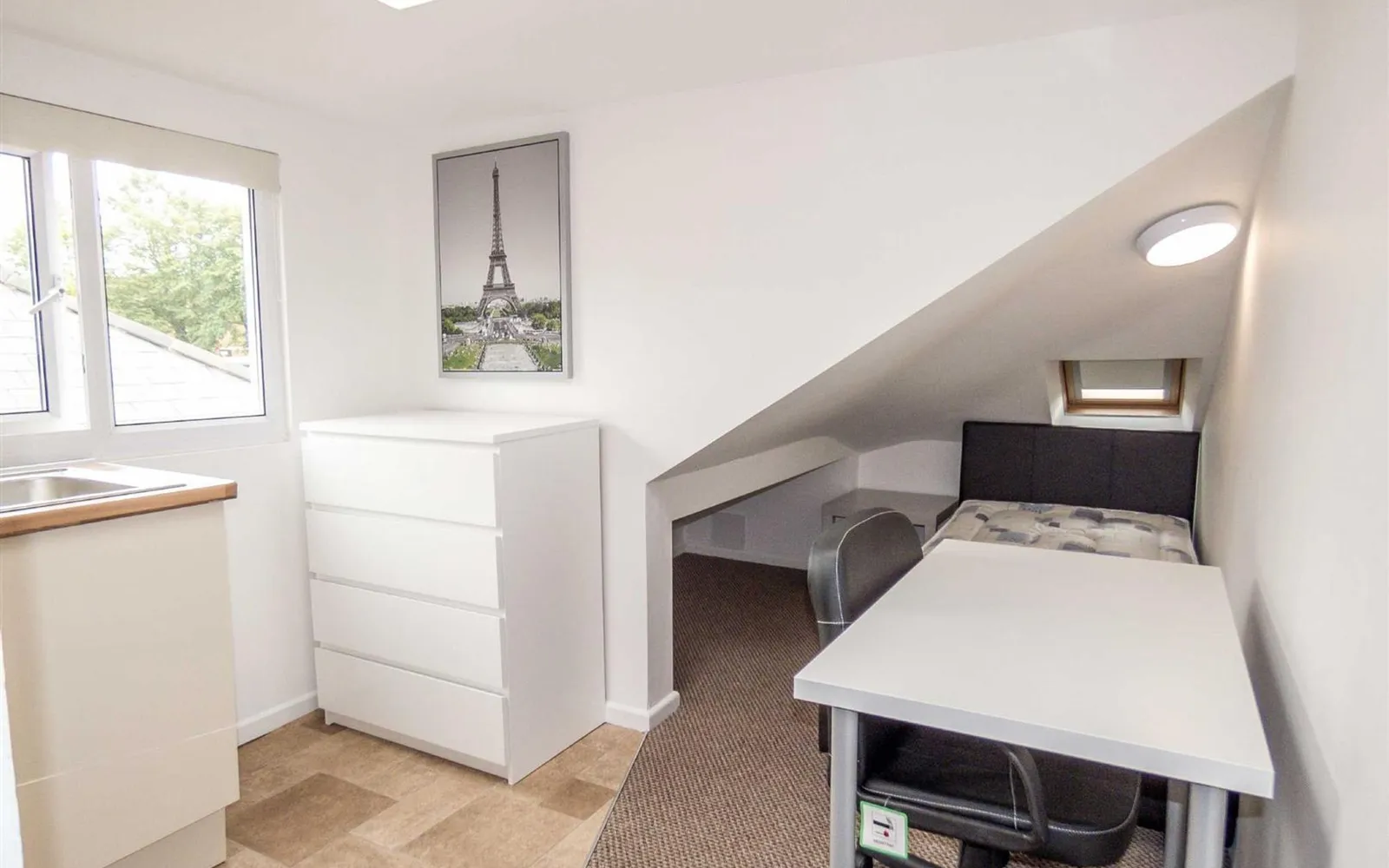 Flat Holyhead Road in Coventry