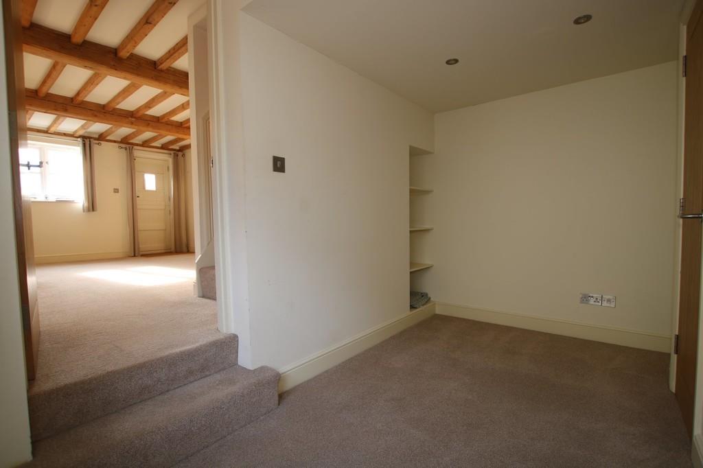 House Deynes Road in Uttlesford